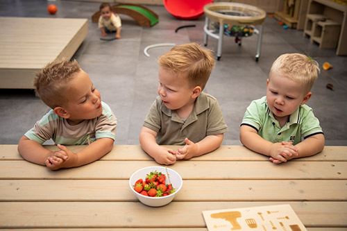 Eetmoment bij Kinderopvang Speelgeluk